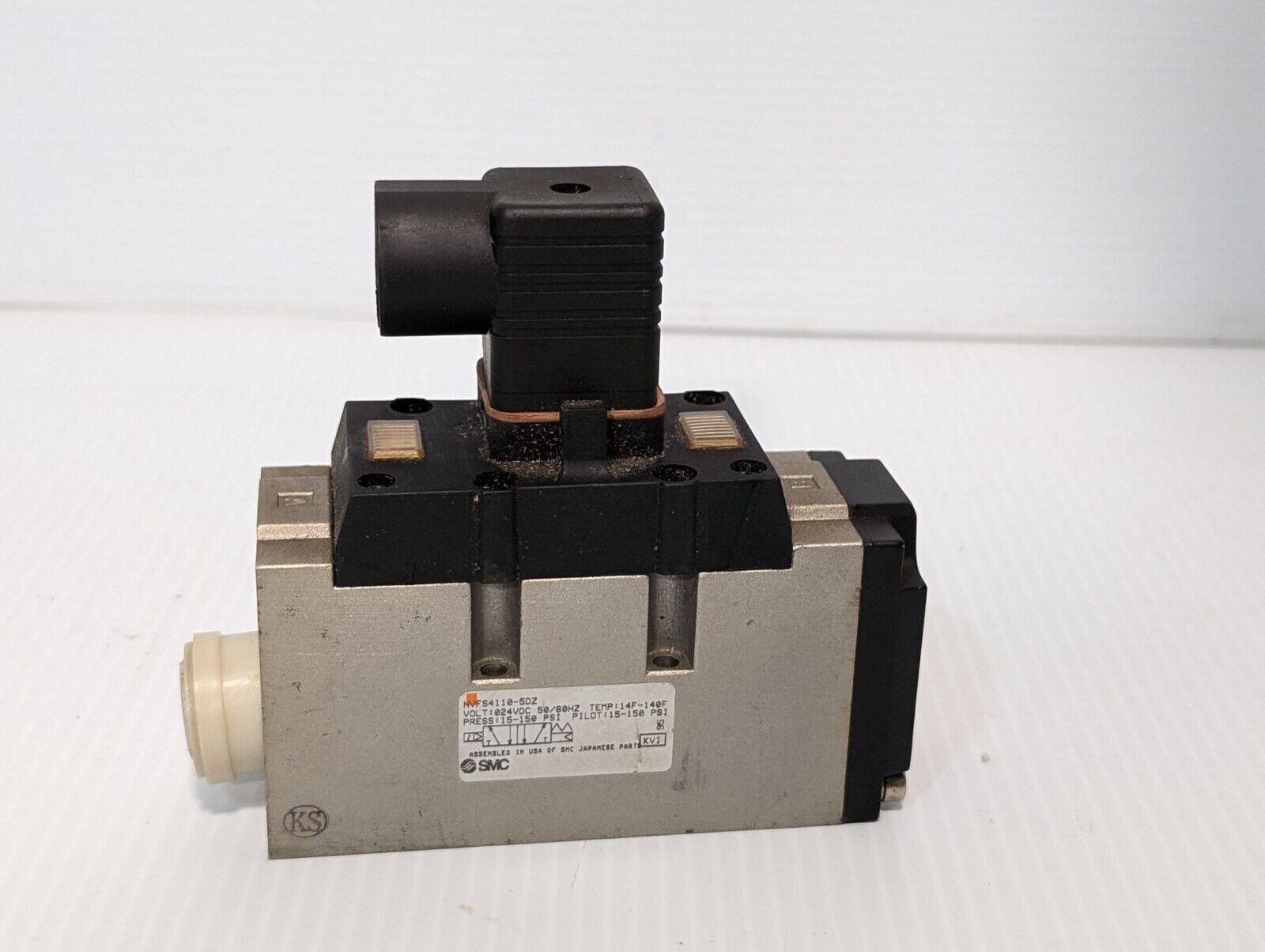 SMC NVFS4110-5DZ Solenoid Valve, Coil: 24VDC