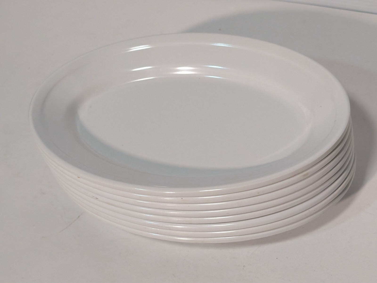 (8) Carlisle 4356325 Dallas Ware 9 1/4" x 6 1/4" White Oval Melamine Platter