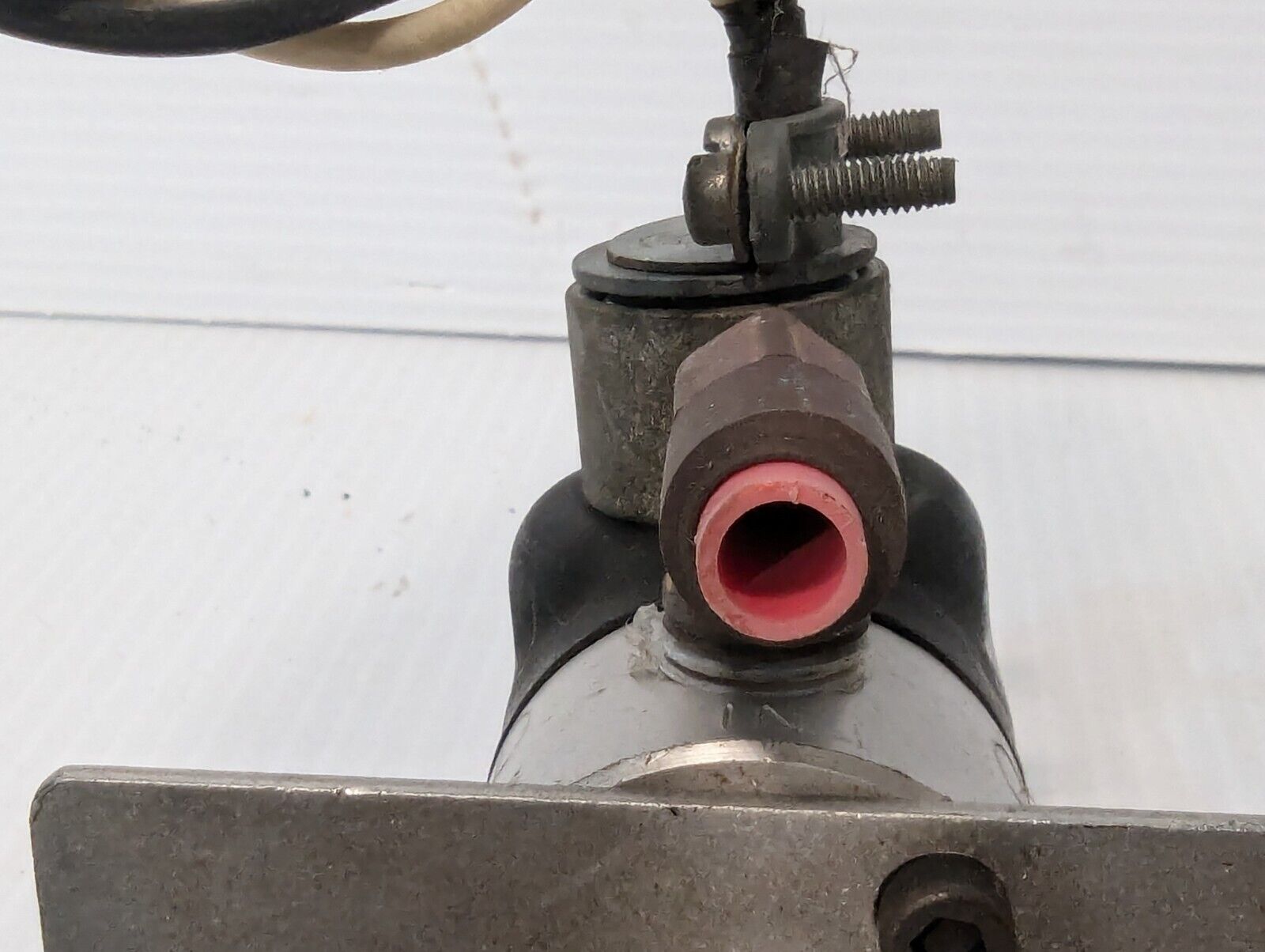 Humphrey 062-4E1-36 Directional Solenoid Valve 24VDC 0-125psi 6.7W - Free Ship