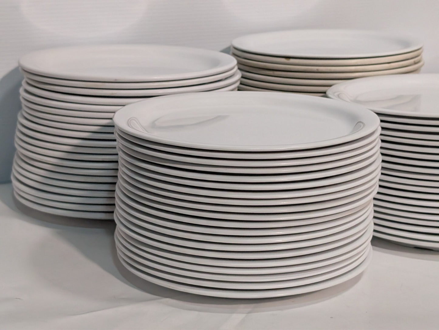 (100) 9" Melamine Dinner Plates White Carlisle KL200-02 Kingline Tan Dallas P-48
