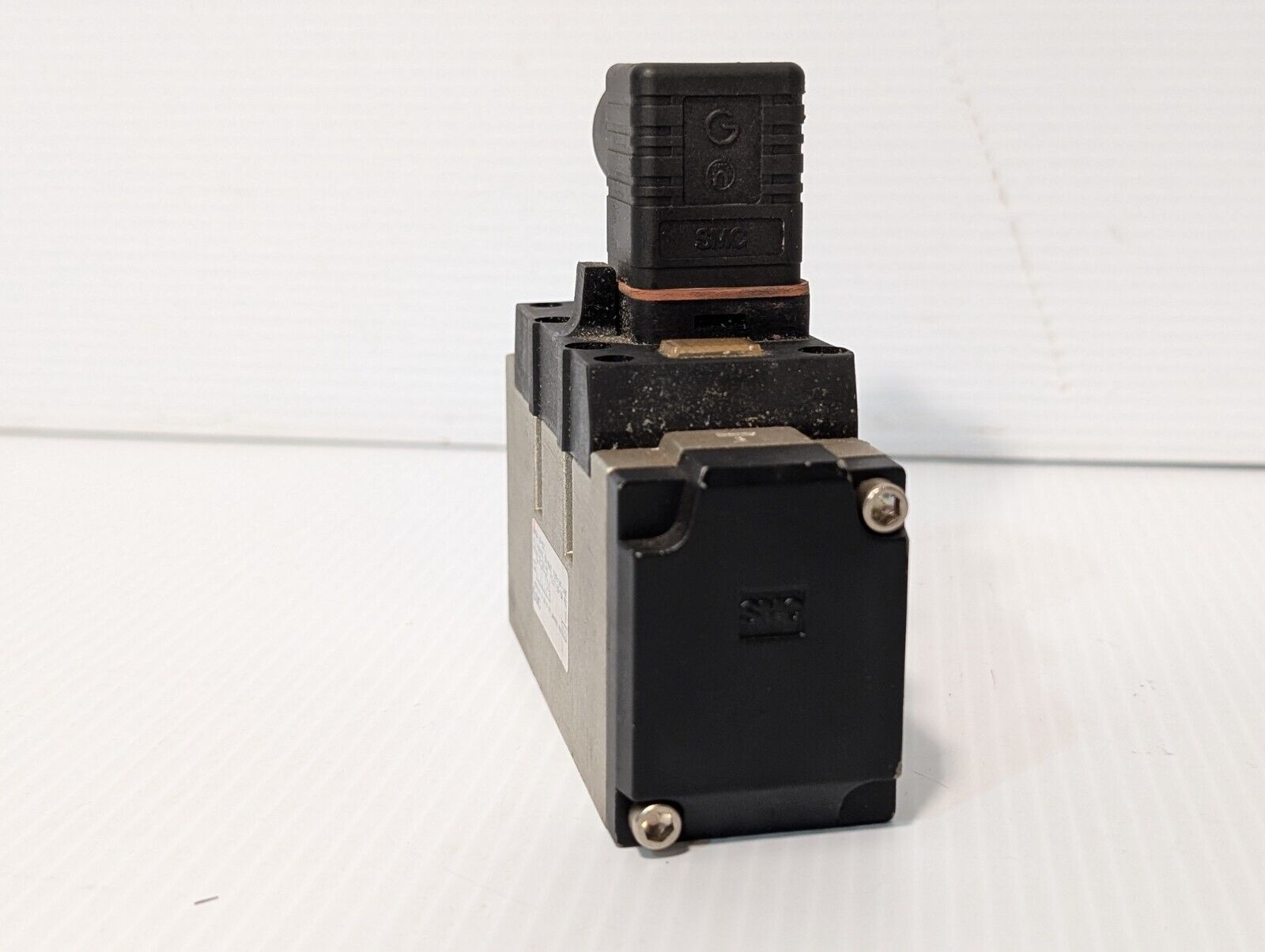 SMC NVFS4110-5DZ Solenoid Valve, Coil: 24VDC - Free Shipping