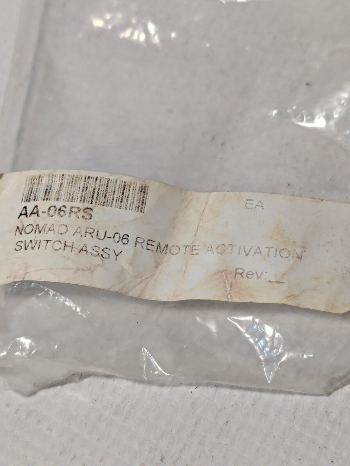 Switchcraft ARU-06 / AA-06RS Pushbutton Activation Switch with White Coil Cord