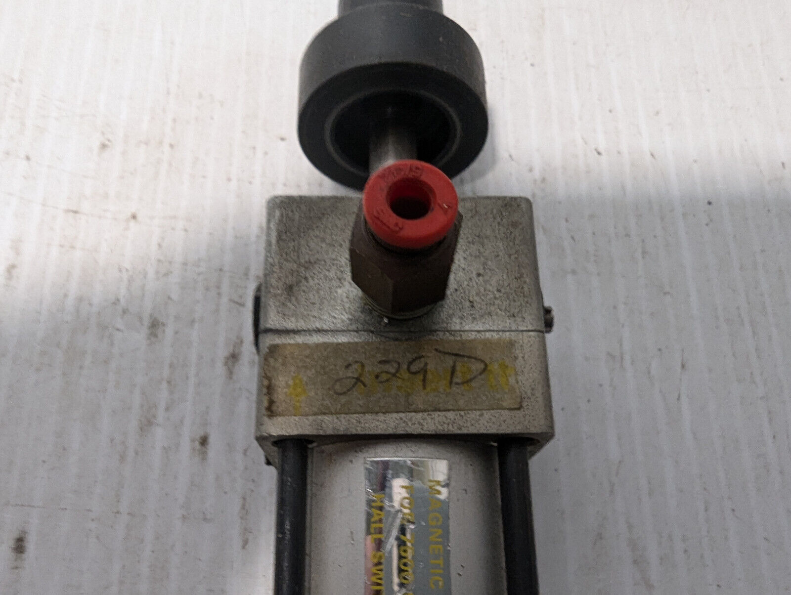 phd PF 1 x 1-1/2 Pneumatic Cylinder  -Made in USA- Free Shipping