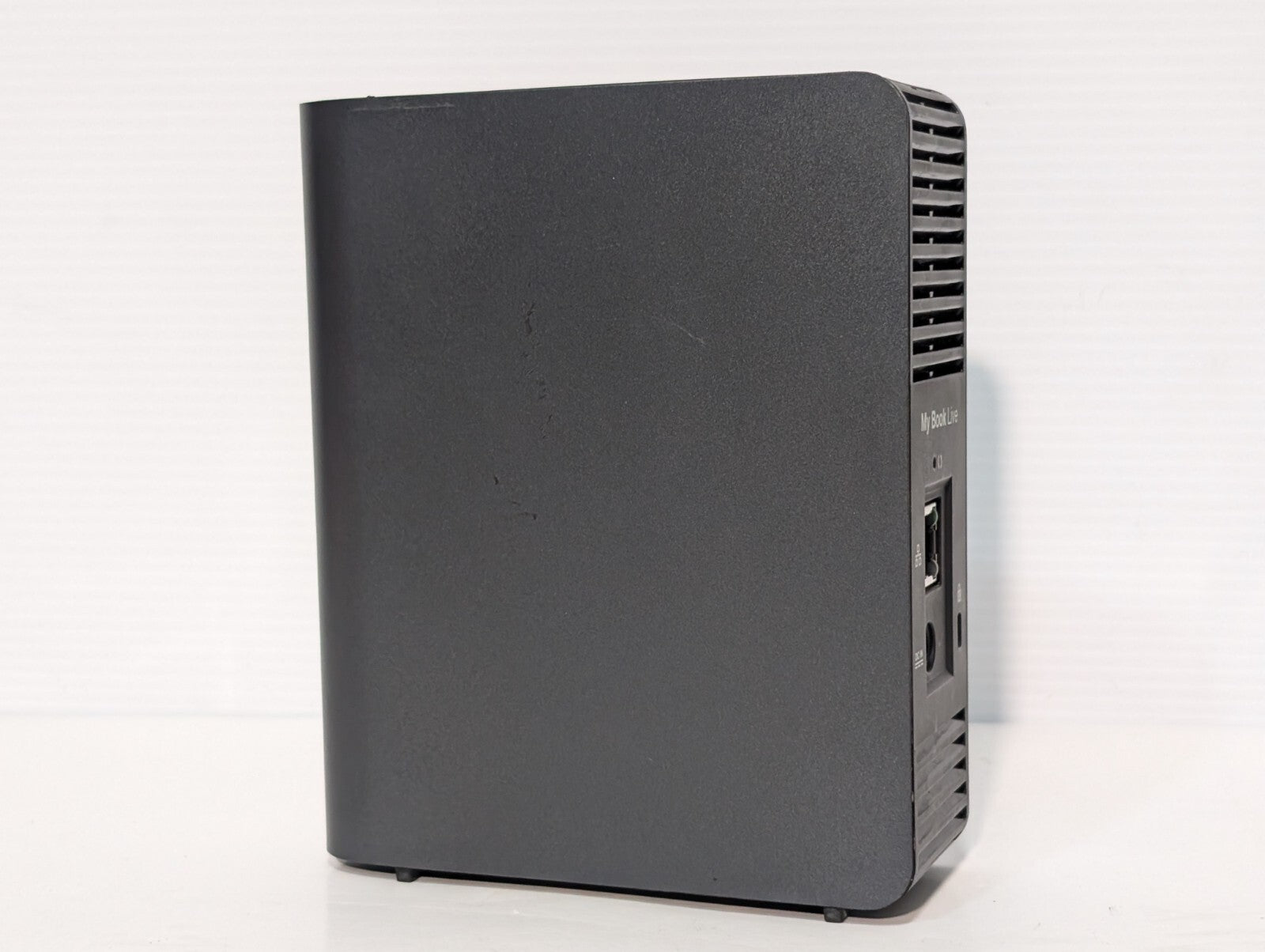 Western Digital WDBAAK0010HCH-00 External Storage Drive, 1TB, My Book Essential