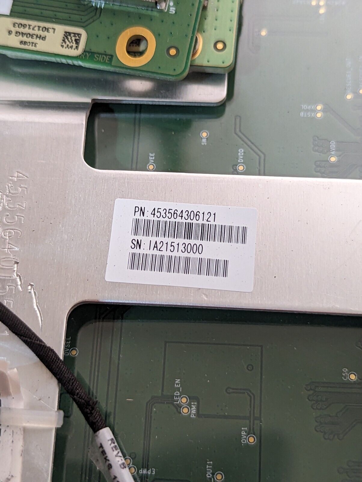 Philips SureSigns VS4 front plate, monitor, and board 453564306121