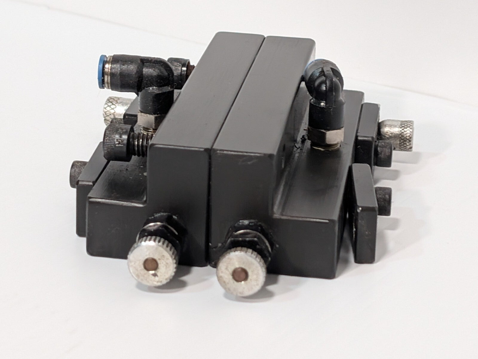 Solenoid Manifold Valve, 6.5", unlabeled and no markings