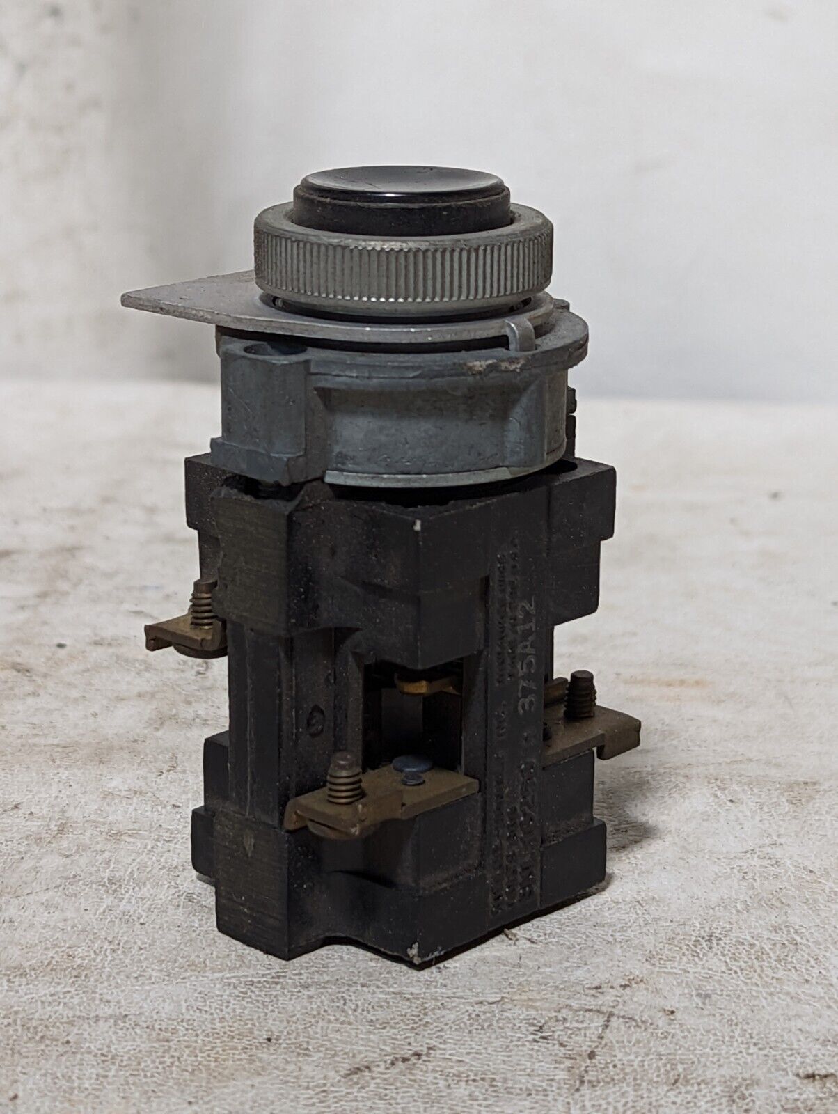 Cutler-Hammer 10250H heavy-duty pushbutton switch