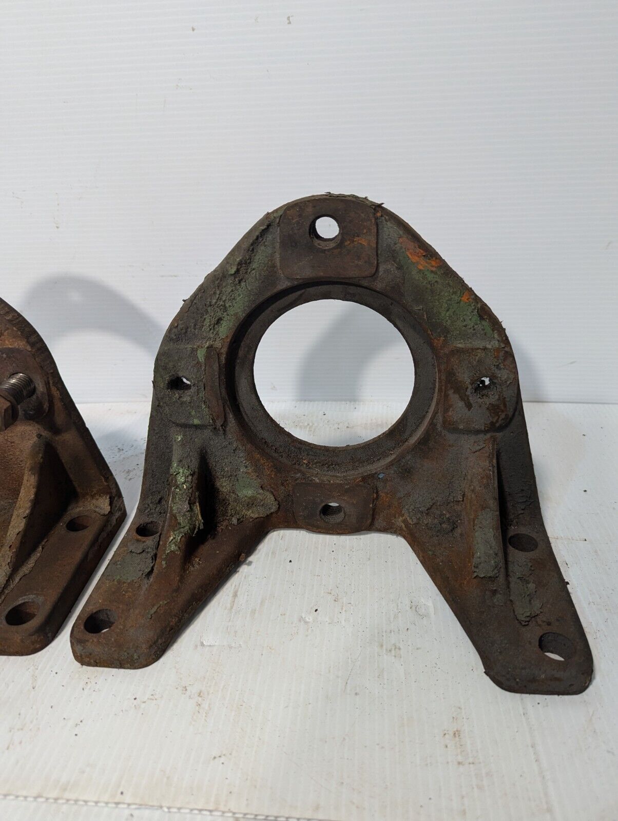 Vickers 205077 Foot Bracket Mount PAIR for Hydraulic Vane Pump - Free Shipping