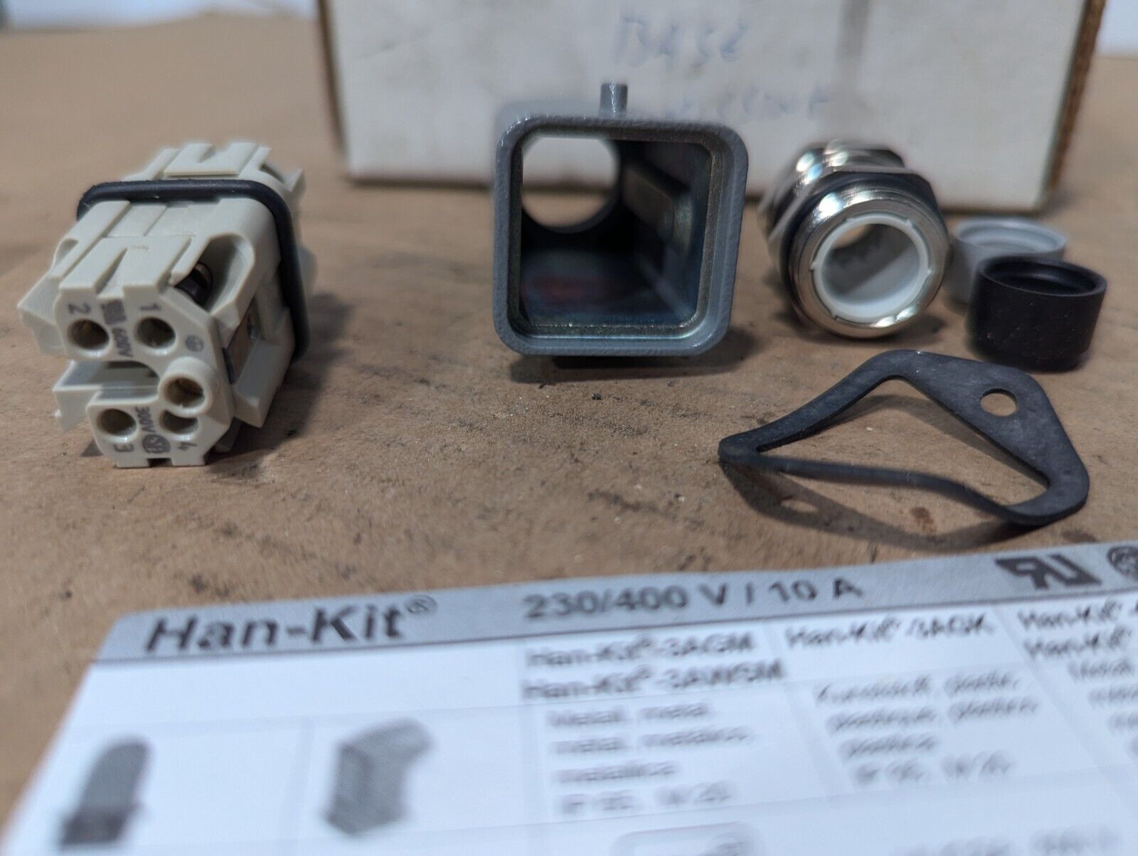 Harting 10200040001 Han-Kit 4AGM \ Connector Kit - Missing Female Connector