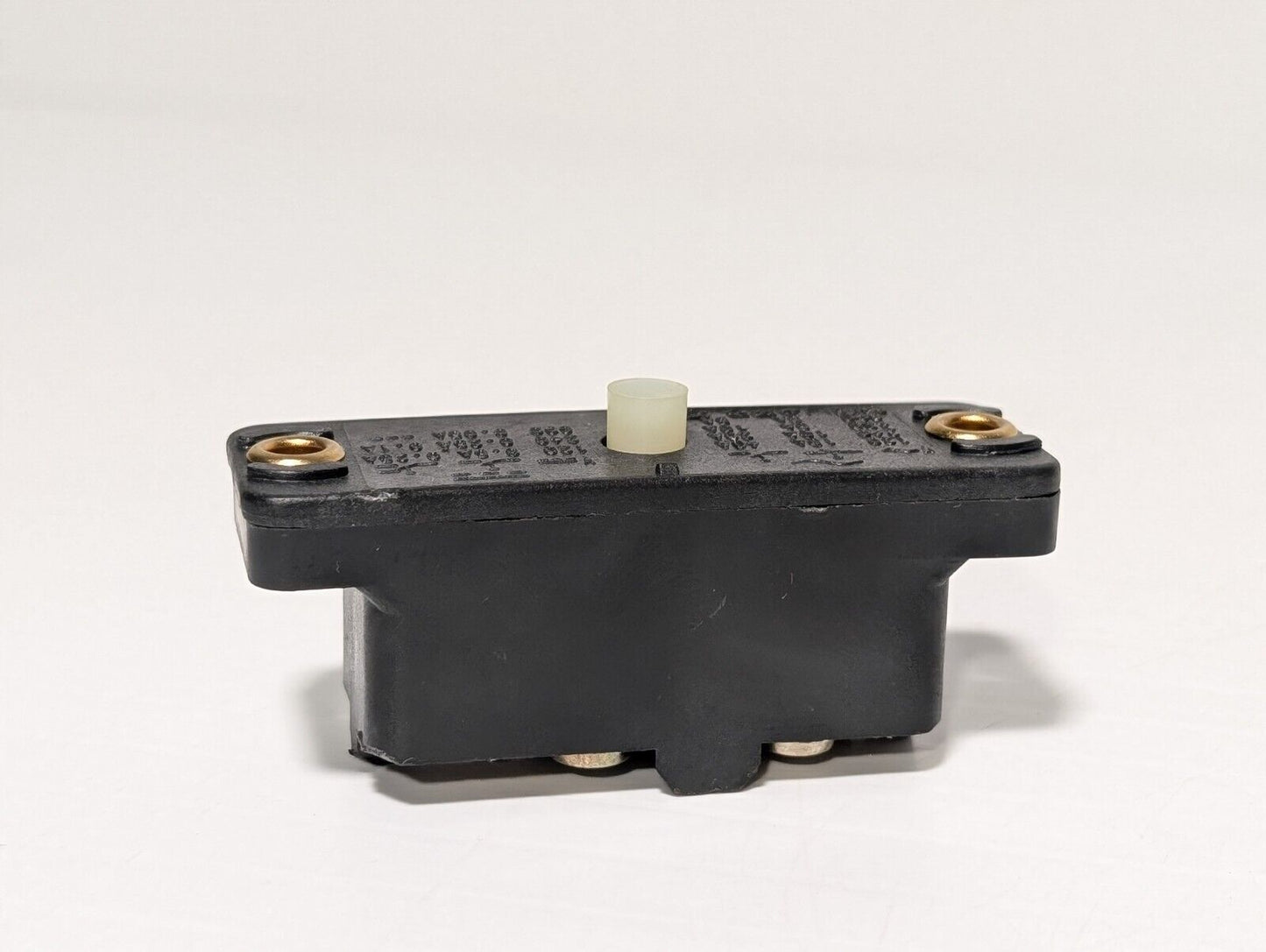 Telemecanique 9007AO1 Snap Action Plunger Actuator Limit Switch 600VAC Max