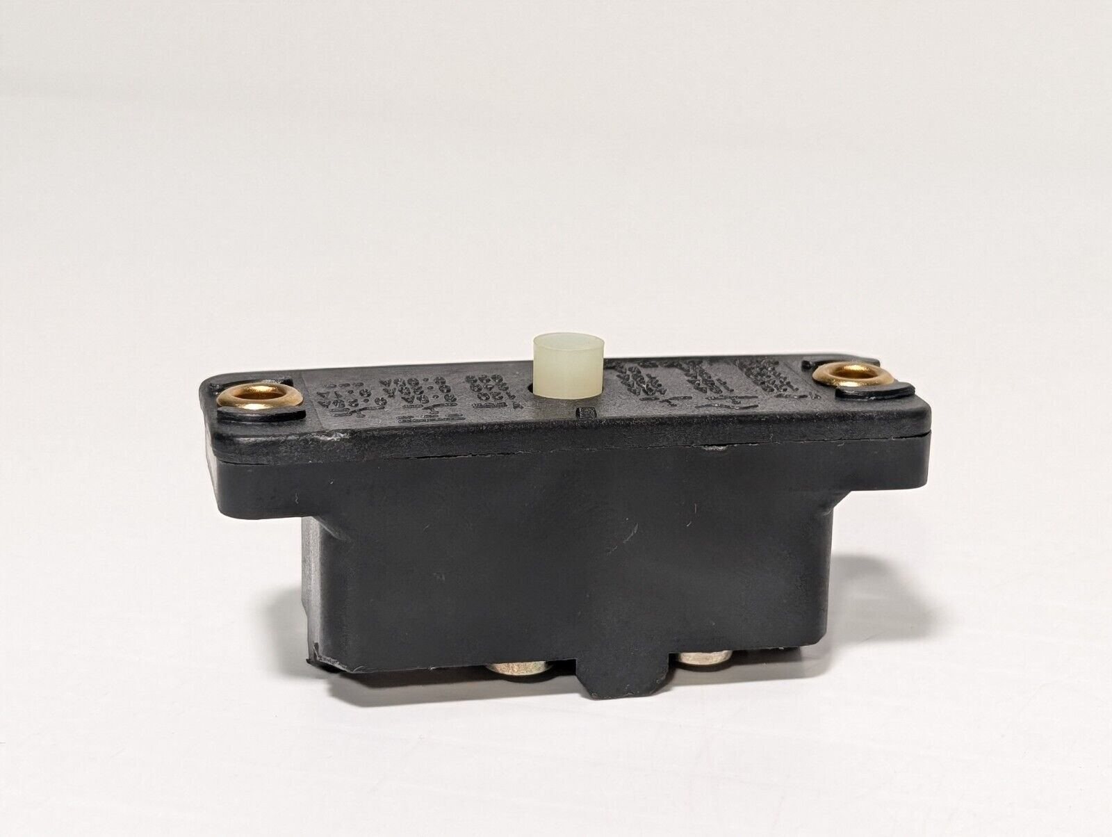 Telemecanique 9007AO1 Snap Action Plunger Actuator Limit Switch 600VAC Max