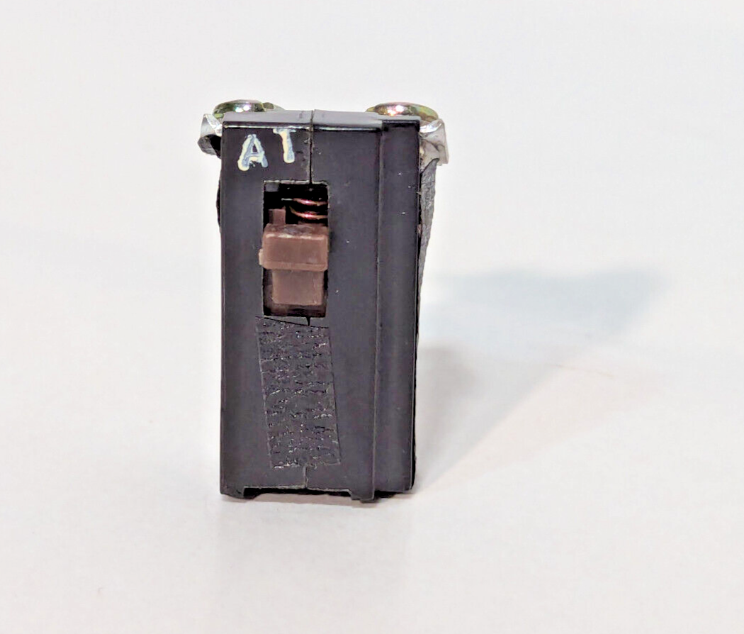 Square D Class 9999 Type R-23 Electrical Interlock N.C. 00537, Slip-On Connector