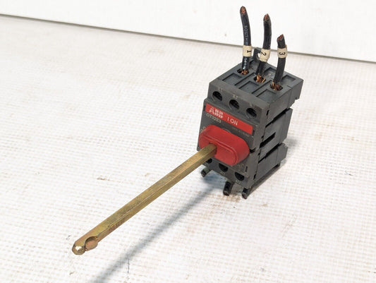 ABB OT32E3 Electrical Box Disconnect Switch 600Vac 40A W/ Handle - Free Shipping