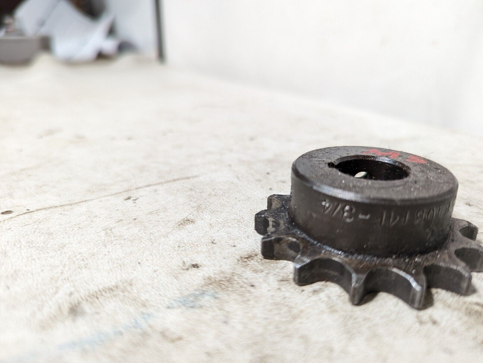 Tsubaki 40B14F-3/4 Single Strand Sprocket, 40 Chain Size, 3/4 Bore Dia, 14 teeth