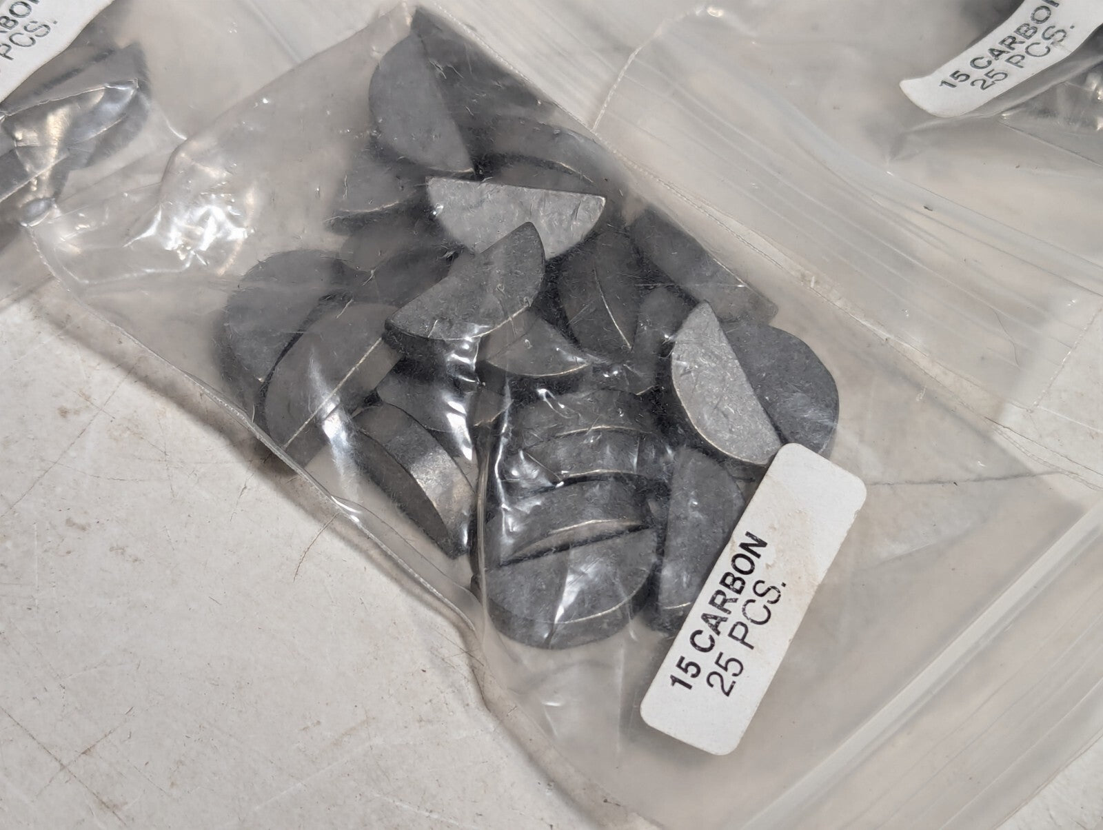 ~450 Carbon 15 Woodruff Keys, 225 new approx. 225 used