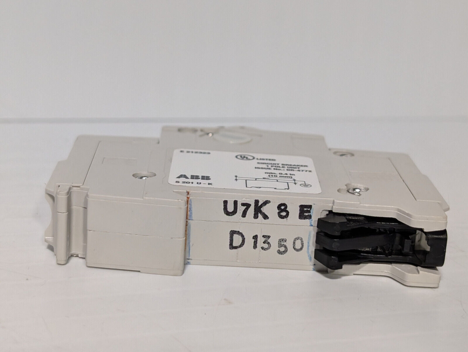 ABB S201U-K8 Circuit Breaker, 162K356H01 8 A, 240 VAC, 50/60 Hz, 1-Pole