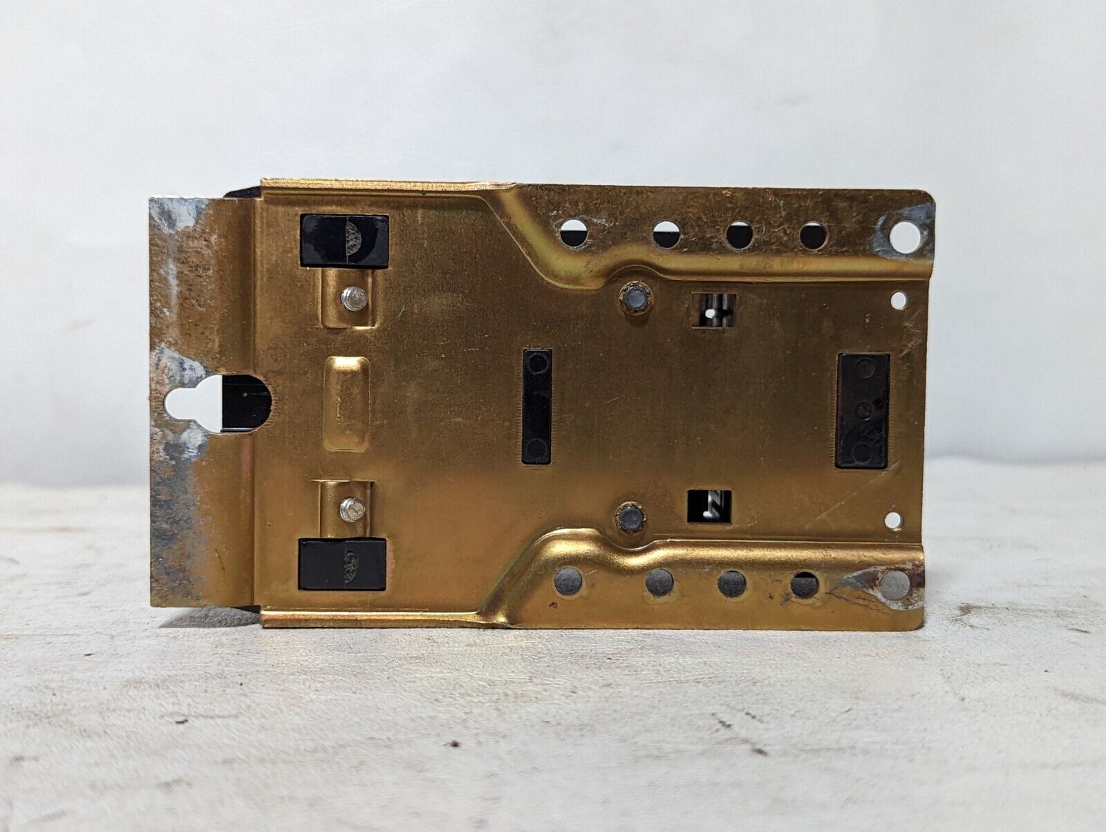 Allen Bradley 700-BR400A1 AC relay, 600VAC, 10A max, 76A86 110/120V coil