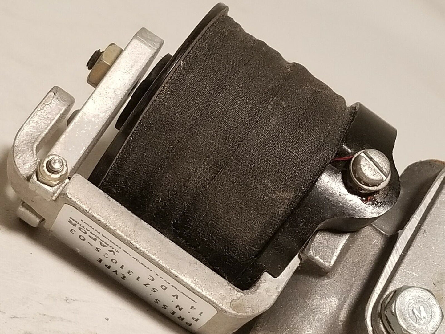 Vapor Corporation valve, press. type, P.N. 57131025-03, 14VDC