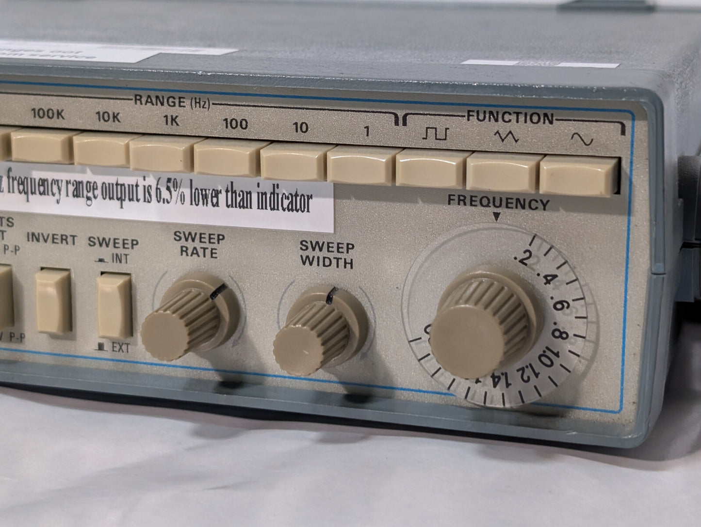 Tektronix CFG250 Function Generator with Power Cord 2MHz