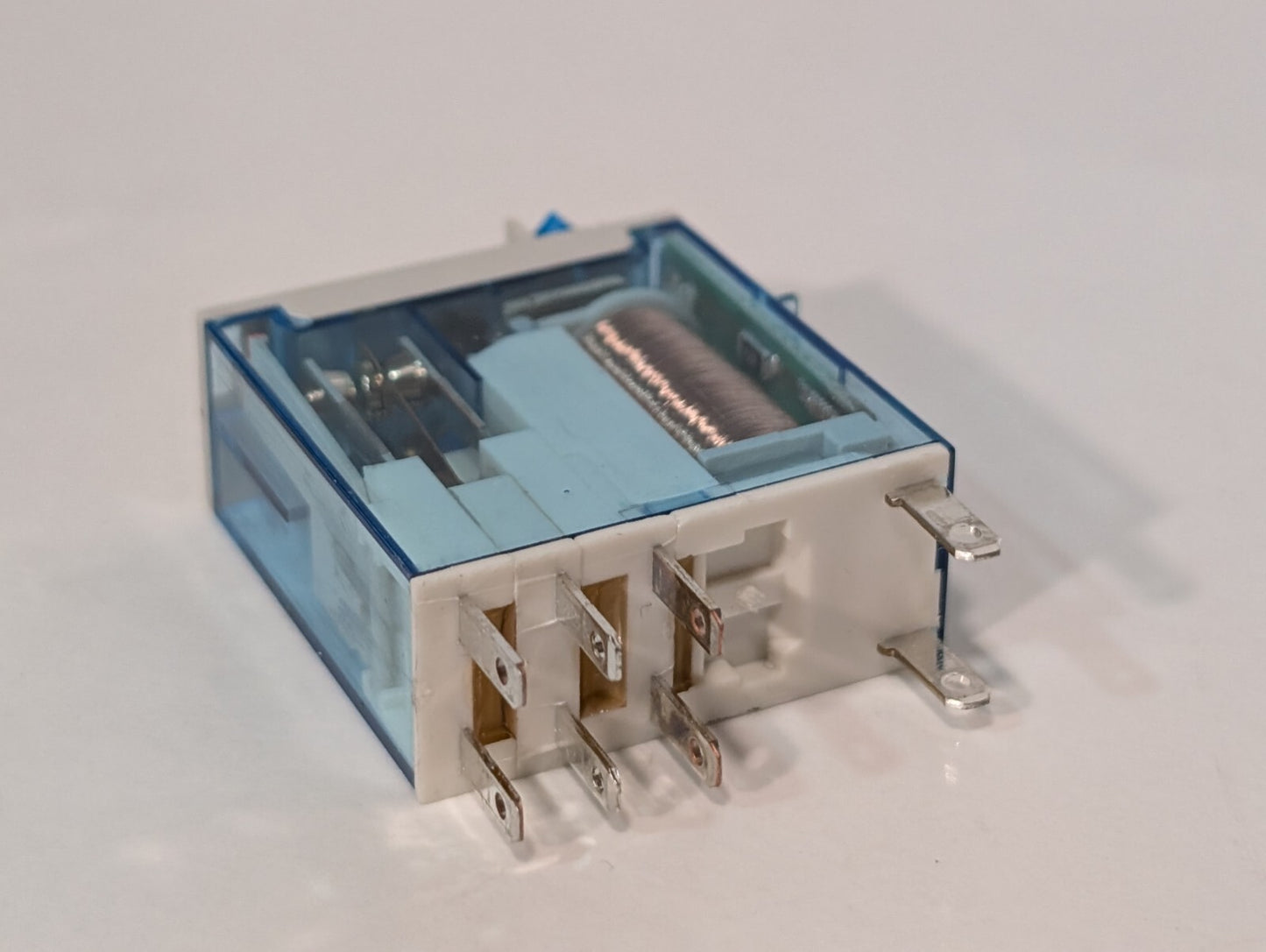 [6] Allen-Bradley 700-HK32Z24 Relay 24VDC