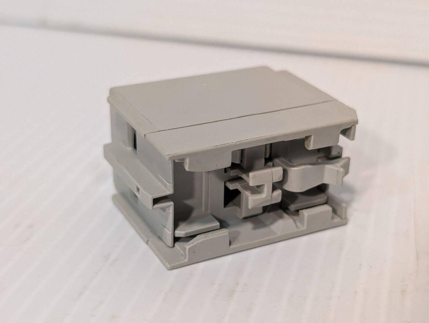 Allen Bradley 100-F Ser. B, Auxiliary Contact, Contact Block, AC-12 690V 10A