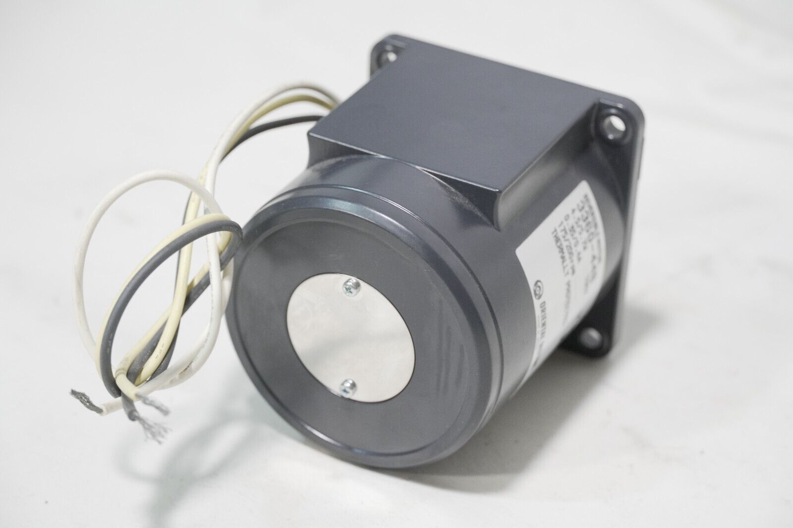 Oriental Motor 3360-448 reversible motor, 175/200rpm, 30min, 4.5/5.7W, 100VAC