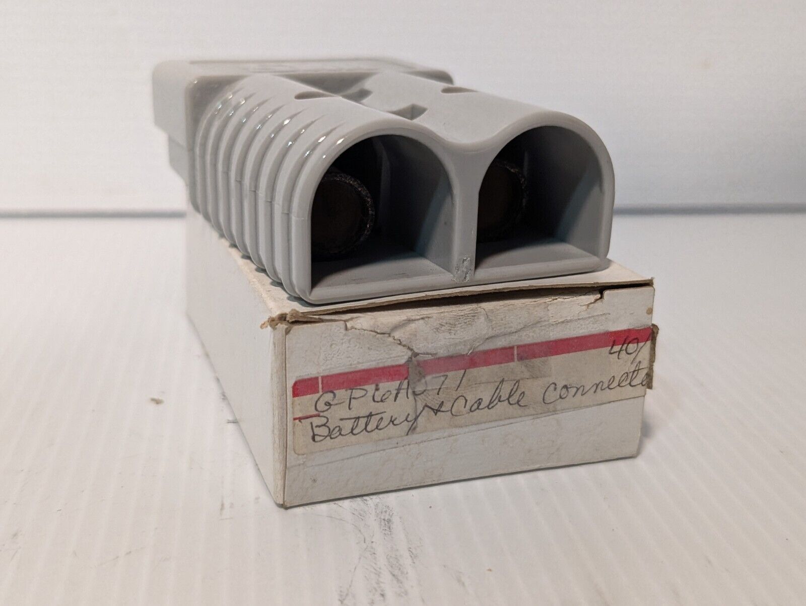 SMH 6A071, SY6320G1, SY350A-600V 2/0 Breakaway Gray Forklift Power Connector