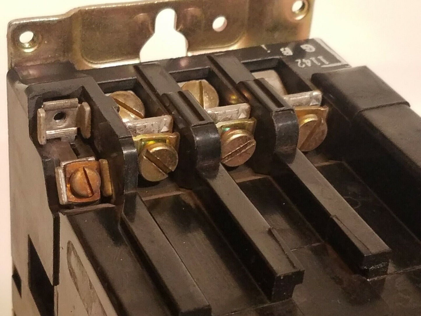 Square D 8536SB02V02S, ser. A, NEMA size 0, motor starter, 110/120VAC coil