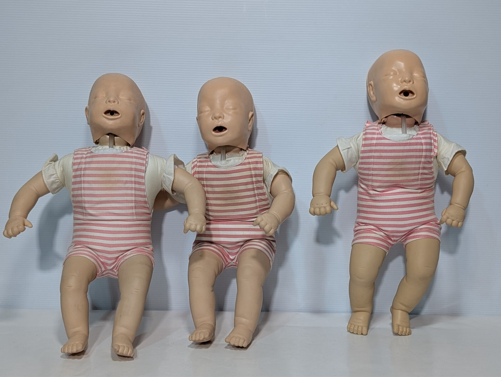 (1) Laerdal Baby Anne CPR Infant Pediatric Training Manikin First Aid EMS w/ Bag