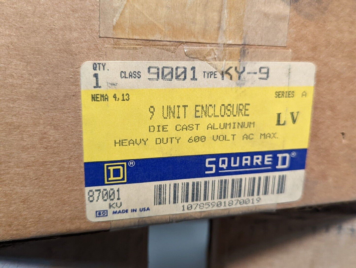 Square D 9001-KY9 9-unit enclosure, die cast aluminum, heavy duty, 600VAC max