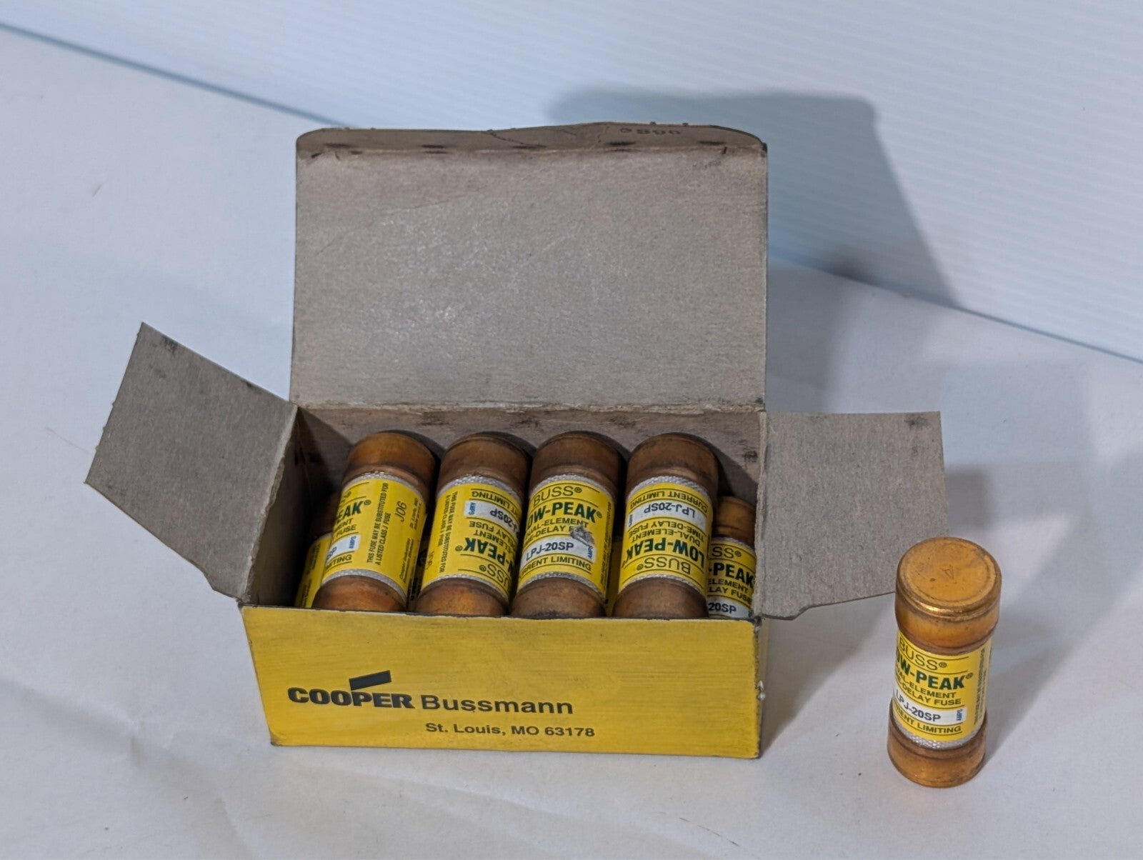 (10 Pack) Bussmann LPJ-20SP 20A 300V Fuse