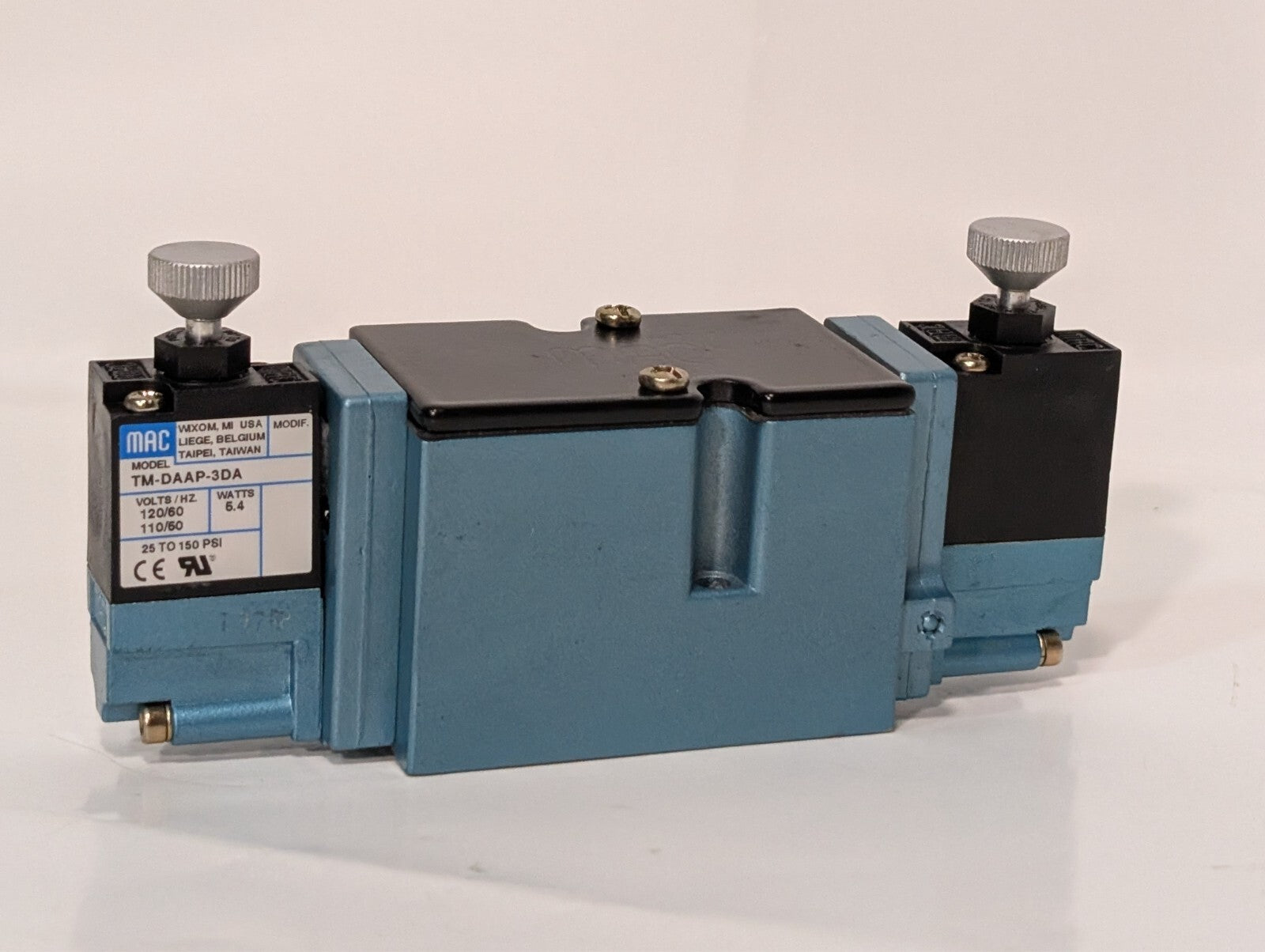 (1) New MAC 82A-DA-000-TM-DAAP-3DA Solenoid Valve