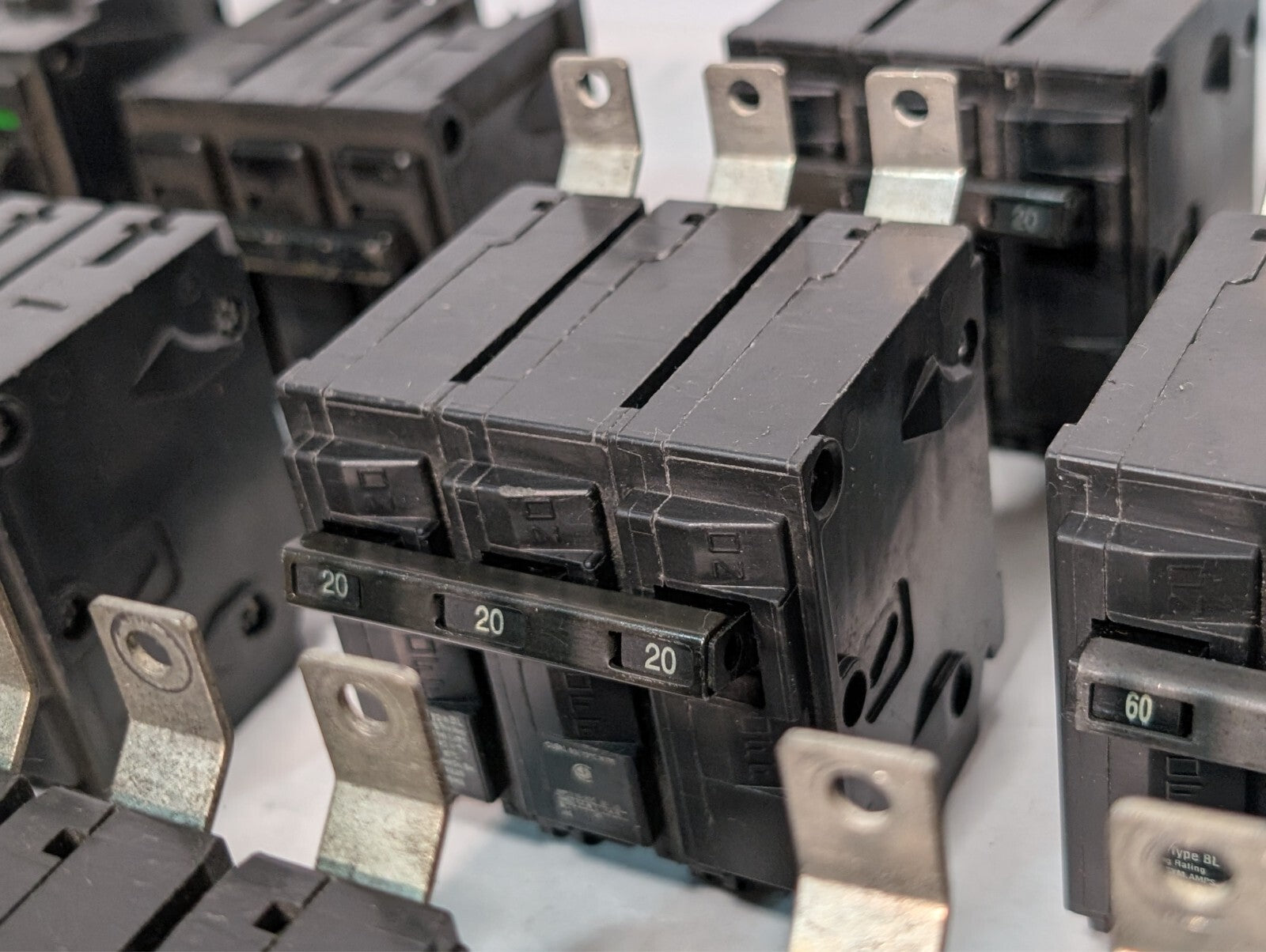 (19) Siemens 3-Pole Circuit Breakers, B- and BL- Type, 15A 20A 30A 40A 50A 60A