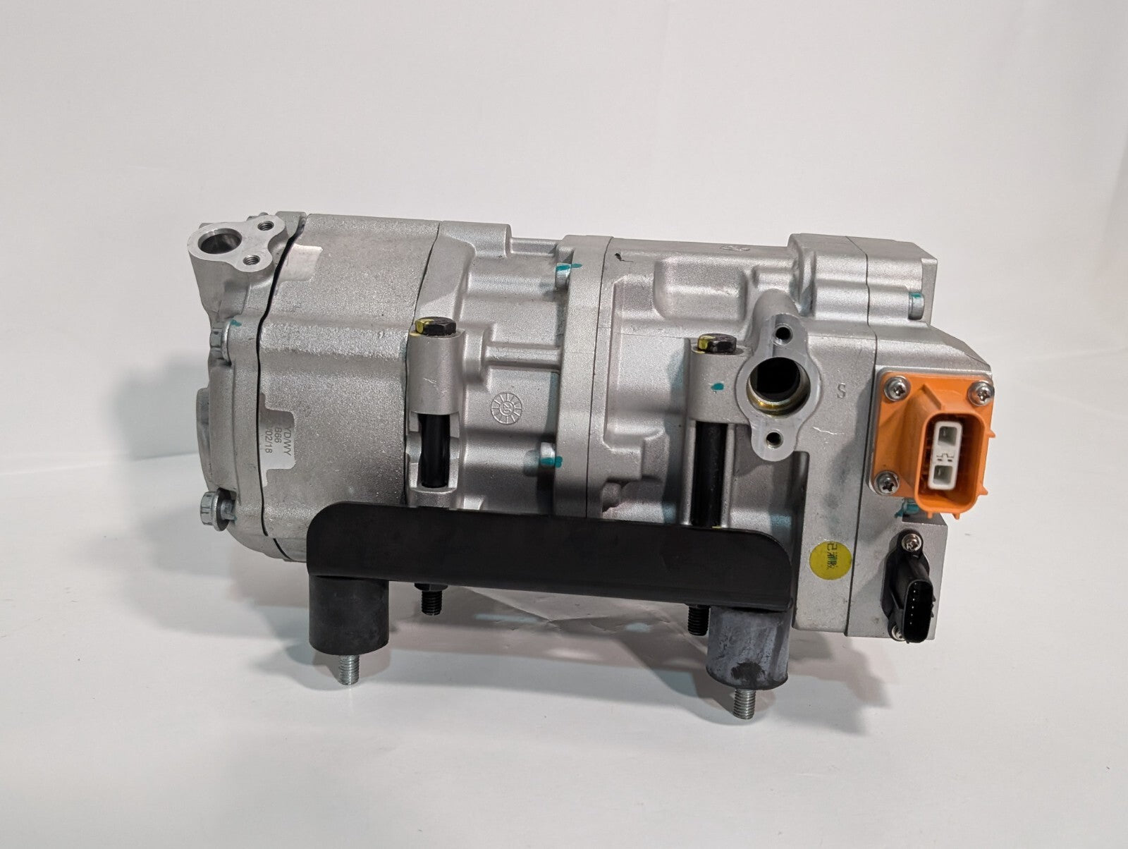 Songz SZB66-H2Y Electric Air Conditioning Compressor, 1000-6000rpm, R134A