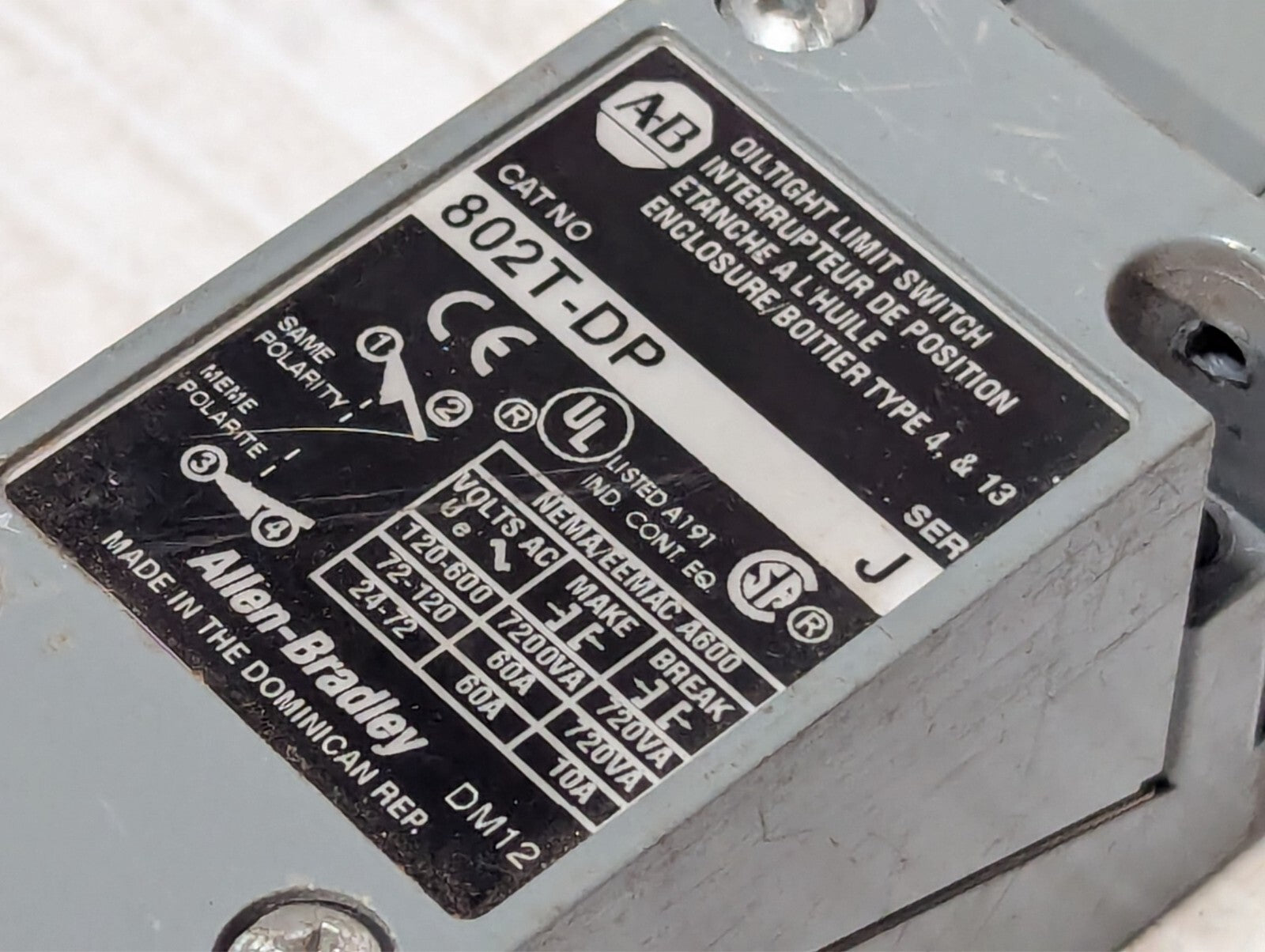 Allen Bradley 802T-DP Oil Tight Limit Switch Series J Nema Type 4 & 13