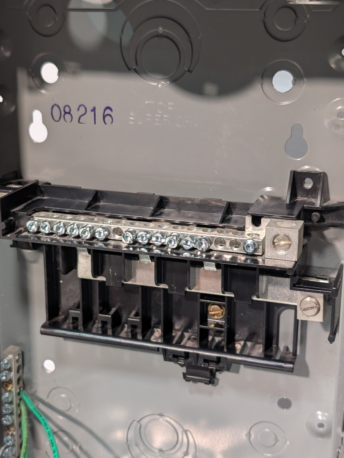 Square D QO6-12L100DS QO Load Center Breaker Box 100A 6 Slots/Circuits