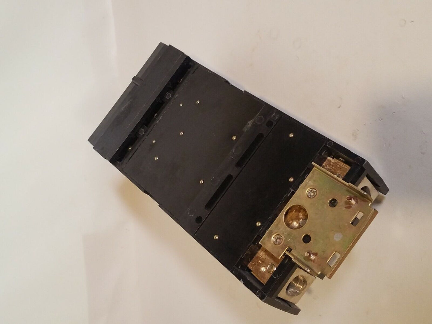 Square D LA3300 3 pole 300A 240VAC