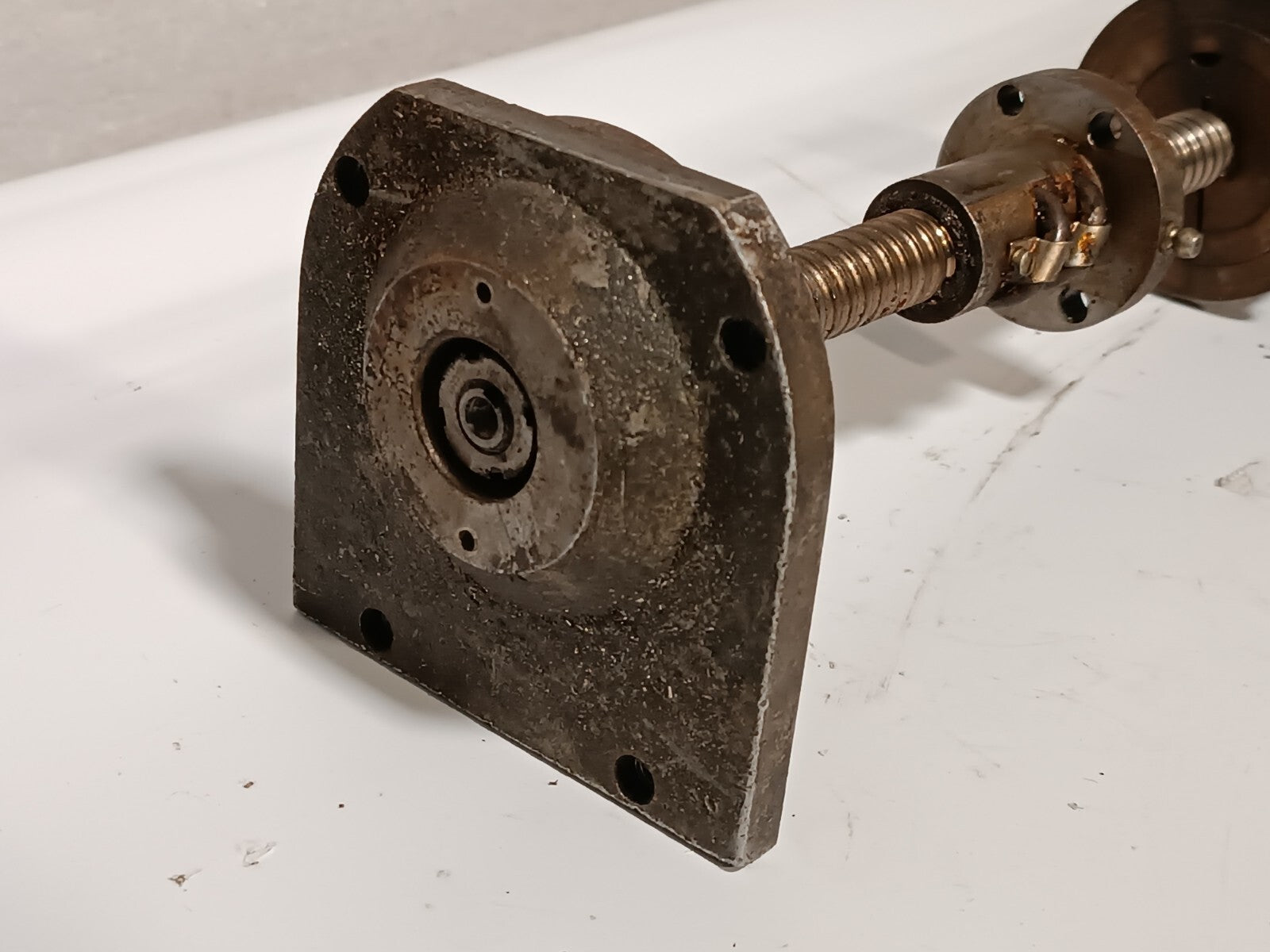 12.5" Ball Screw Assembly with Taper-Lock 1210 1/2" Bushing