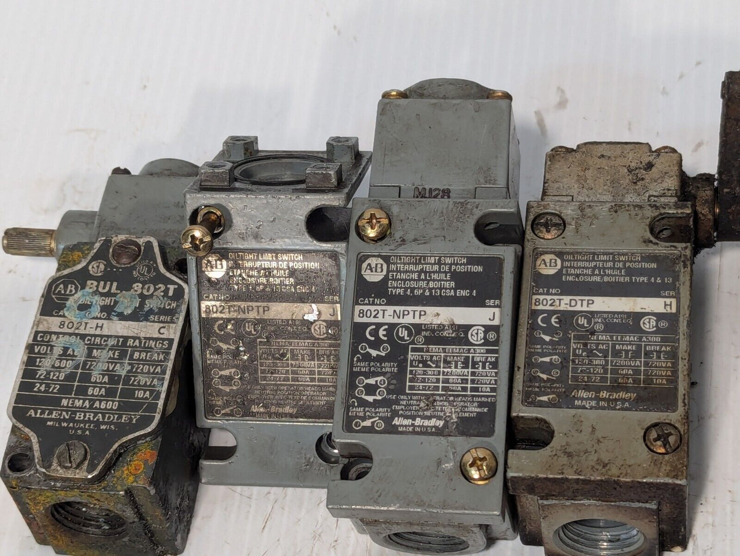 Lot of 41 ALLEN-BRADLEY limit switch parts: 802T-DTP,802T-NPTP,8021-A4,802T-AP,+