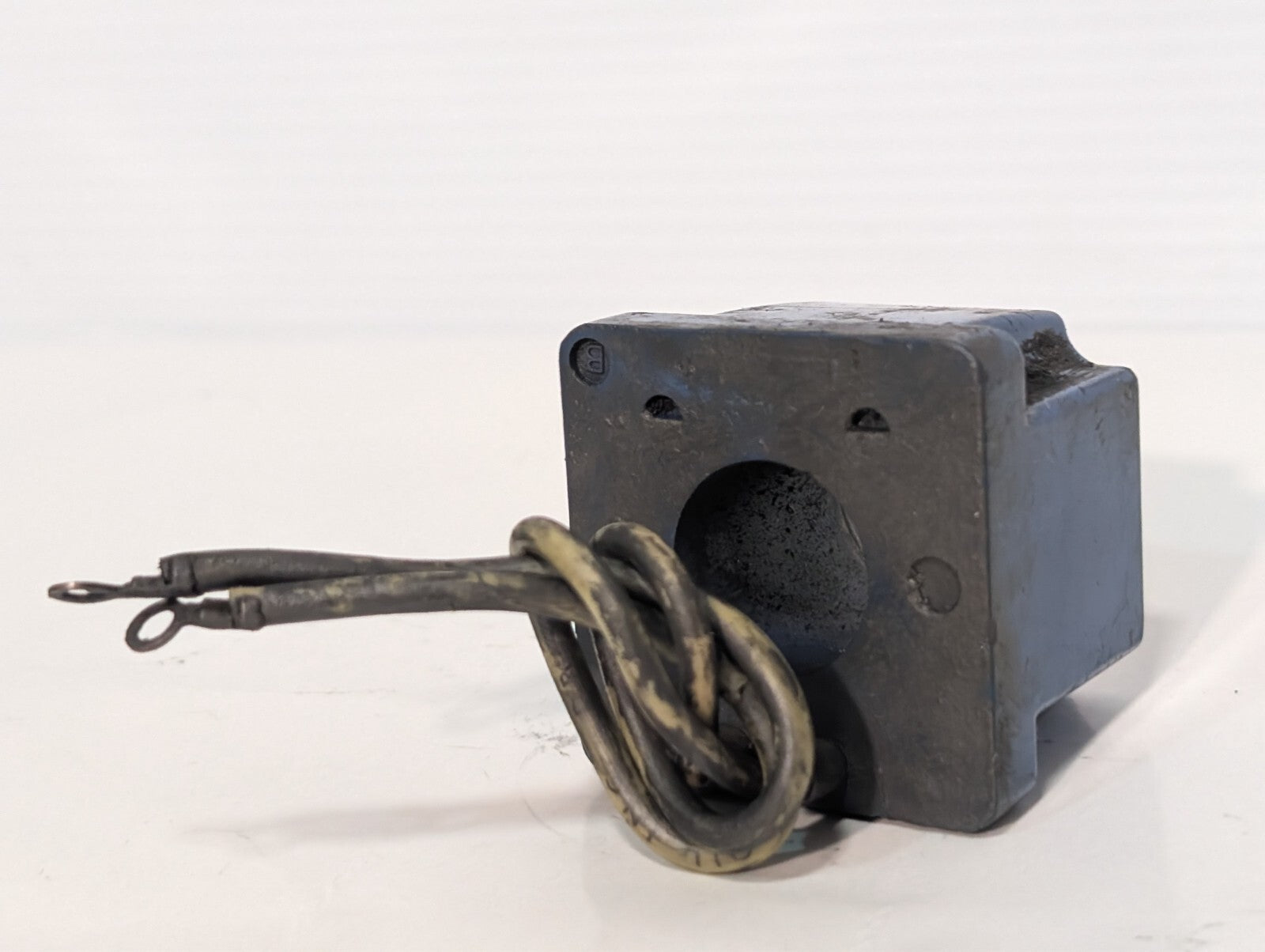 Vickers 633741 Solenoid Coil, 115/120VAC 50/60Hz, .54A, .64A