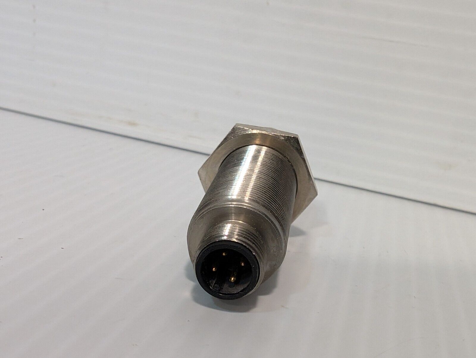 Allen Bradley 871TM-DH8NP18-D4 Inductive Proximity Sensor, Series. A