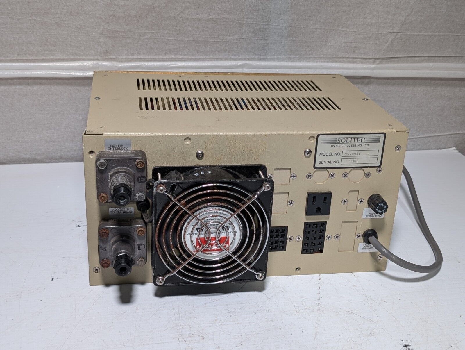 Solitec 9590988 Wafter Processing Module, 5A, 115VAC, missing two button covers