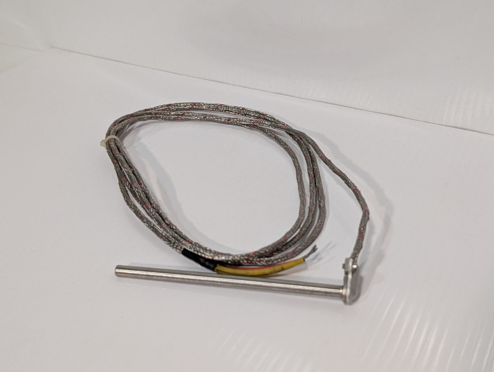 Unbranded Cartridge Heater, 4.5" Long, 3 Conductor Wires, 90 Degree, Long Cable