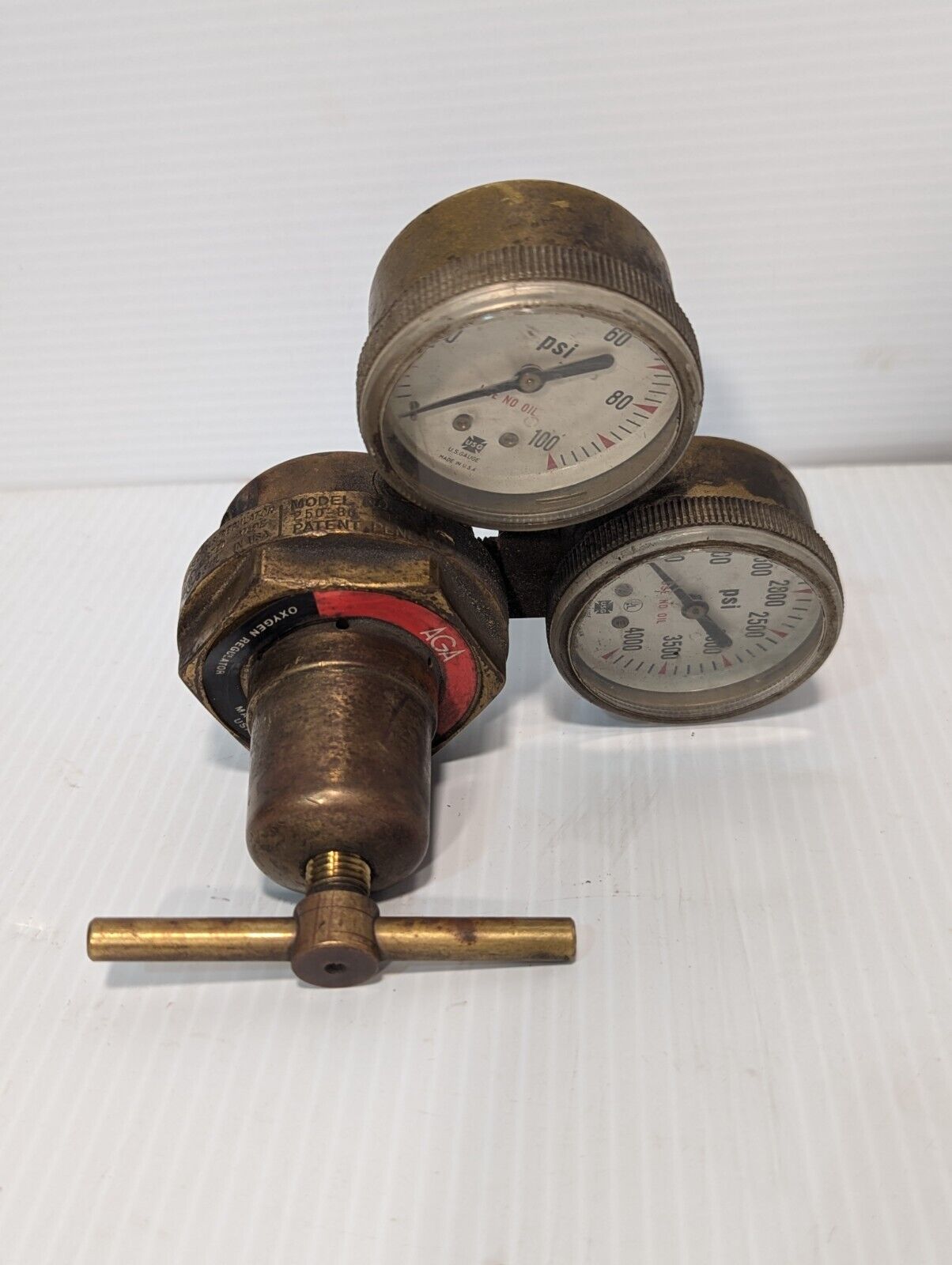 AGA 250-80 Compressed Gas Regulator with USG gauges, 3000PSIG- Free Shipping