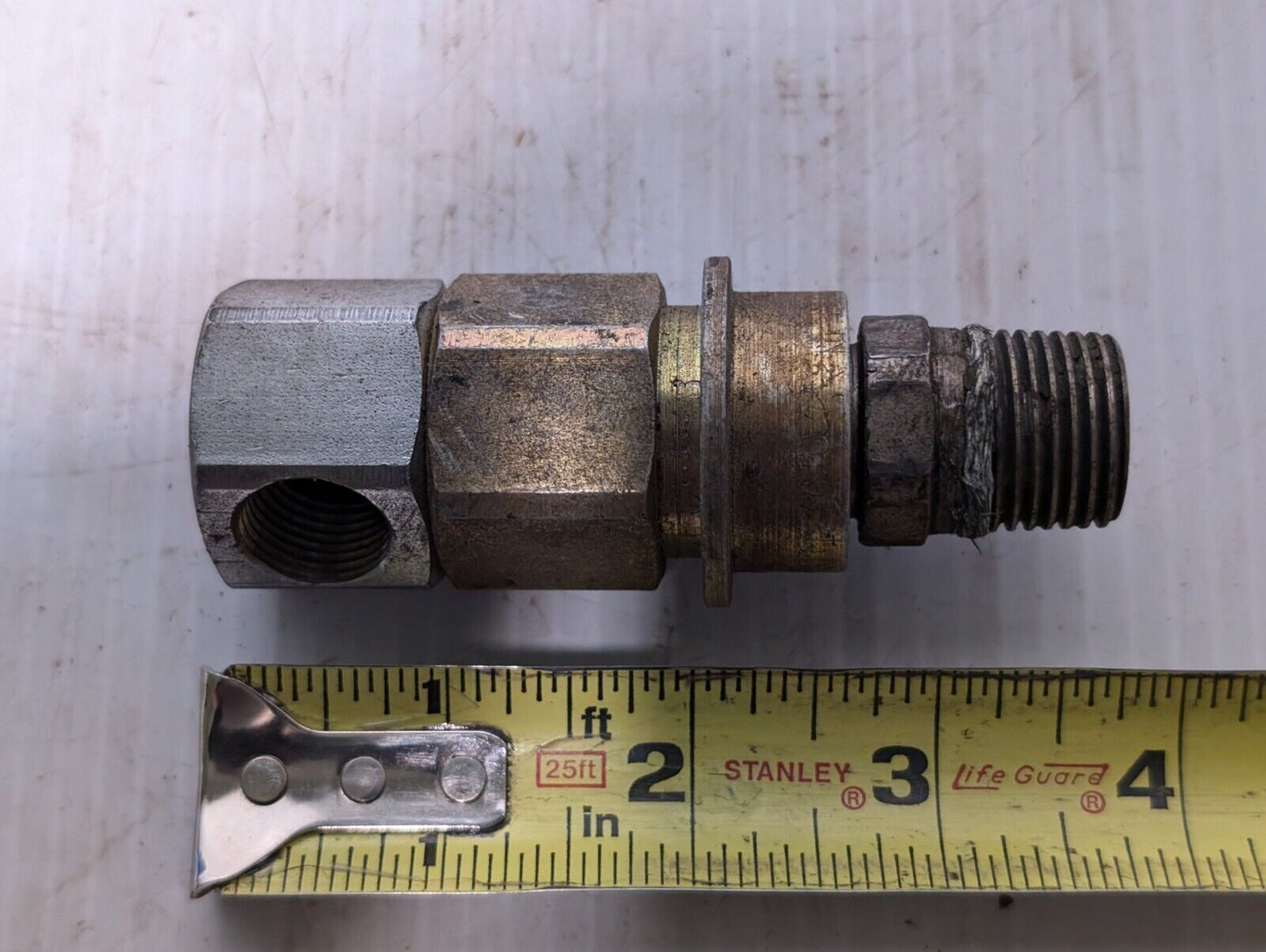 Snap-Tite VEC-8 Female Quick Coupler with Connector - Free Shipping