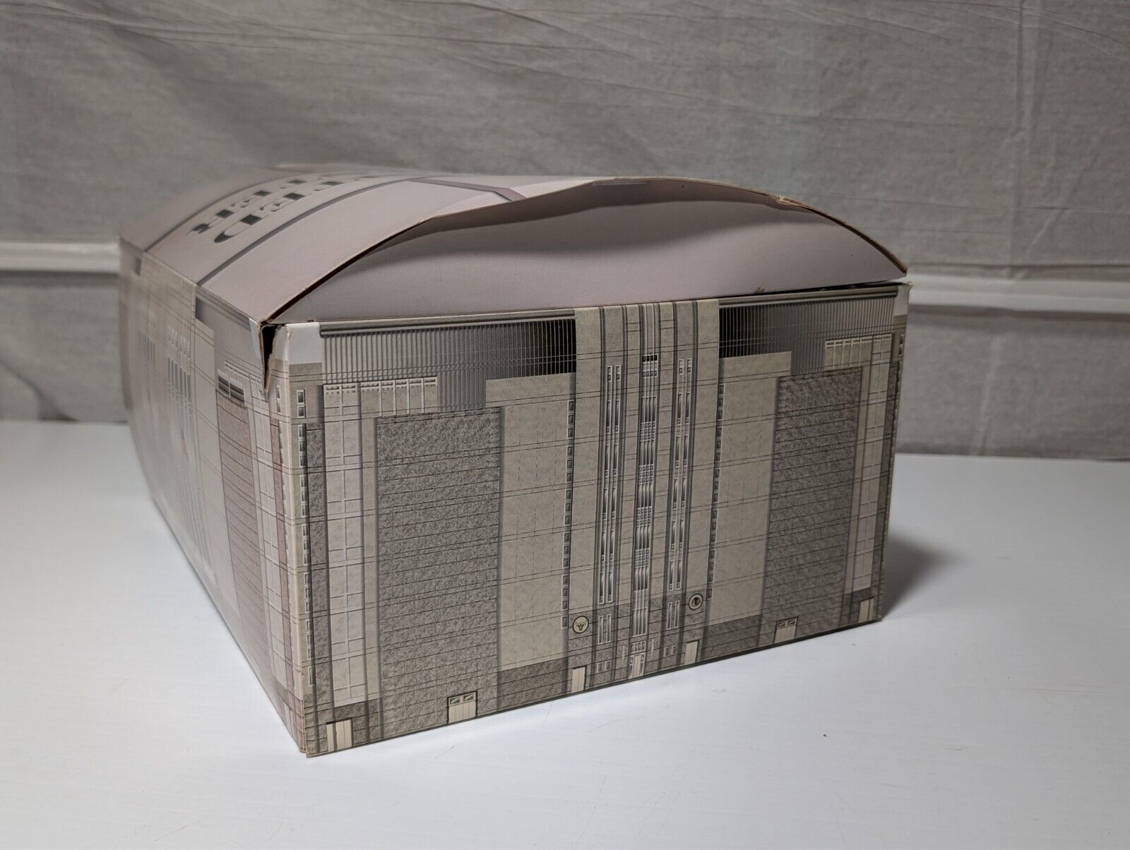 United Center Replica Stadium Chicago Bulls Blackhawks DNC Fold-Out
