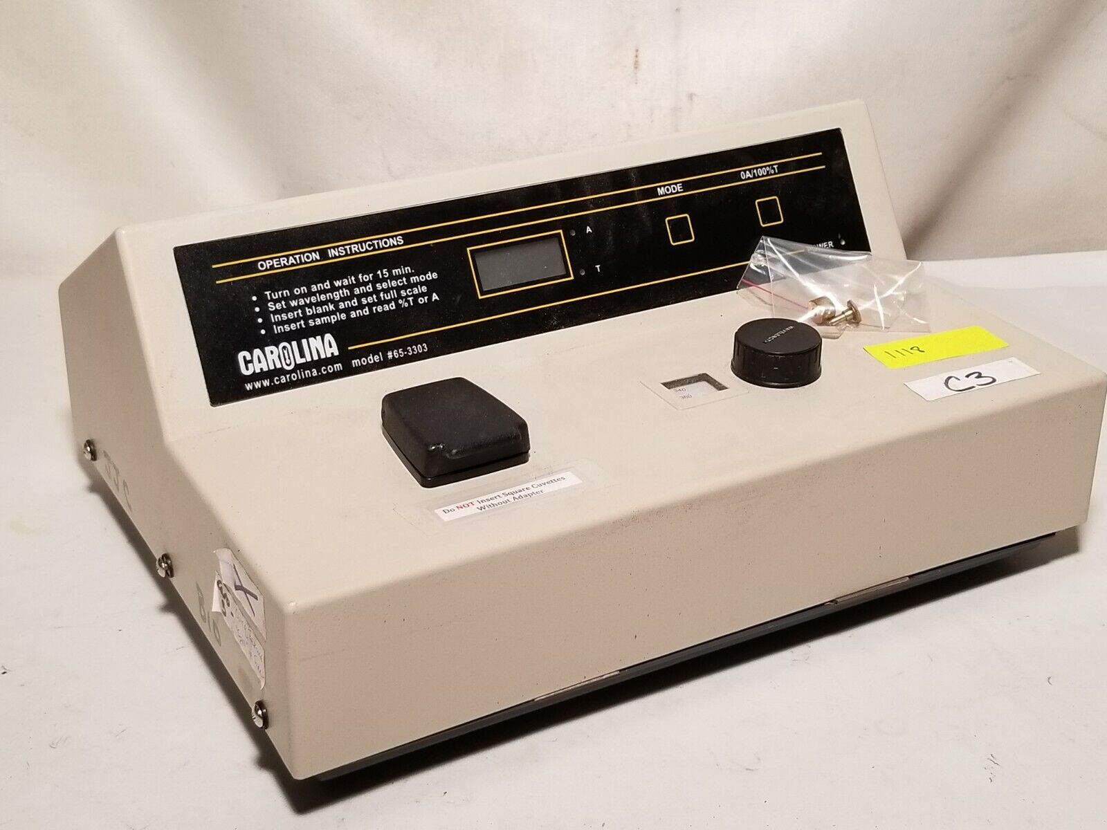 Carolina digital spectrophotometer, model #65-3303, 653303