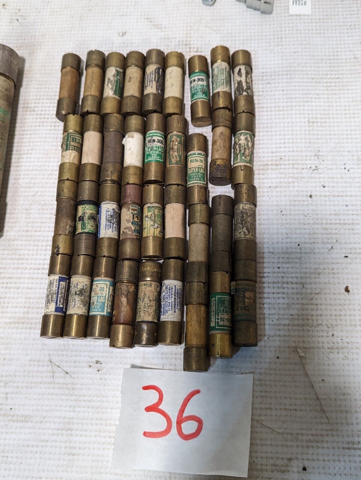 Large lot of Bussmann renewable fuses and links as pictured, REN3, REN30, REN60