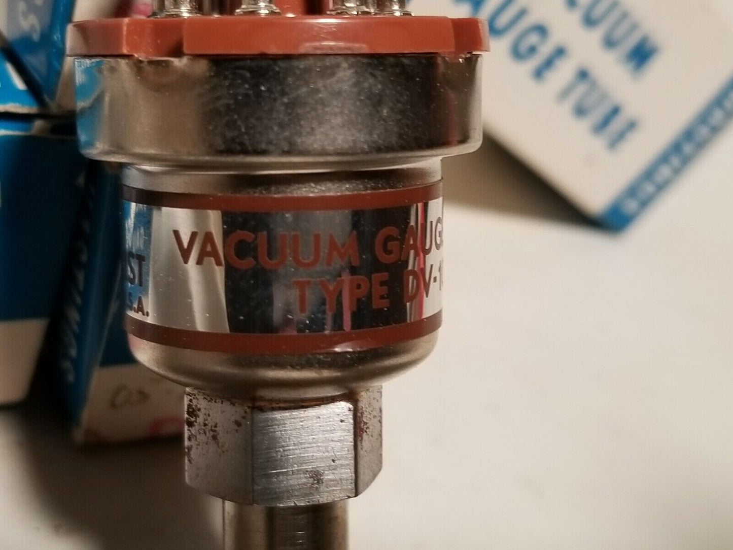Teledyne Hastings-Raydist vacuum gauge tube, DV-100