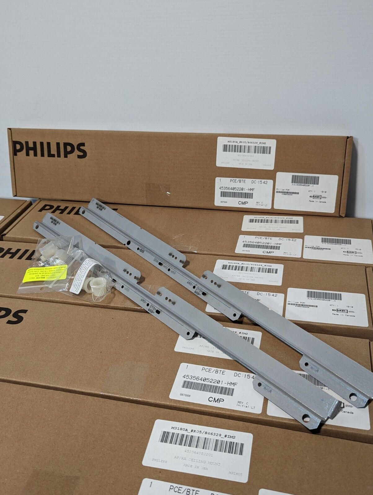 Philips 453564052201-C AP/RA ceiling mount assembly kit - Free Shipping